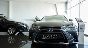 SZEGEDEN NYÍTOTT ÚJ, EURÓPAI SZÍNVONALÚ BEMUTATÓTERMET A LEXUS